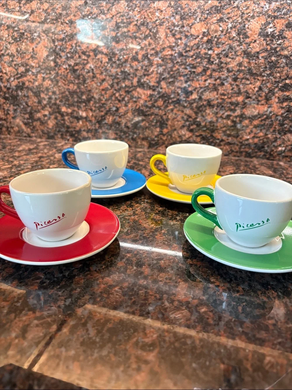 Masterpiece Editions Picasso 4 Espresso Cups with Decorative Plates
